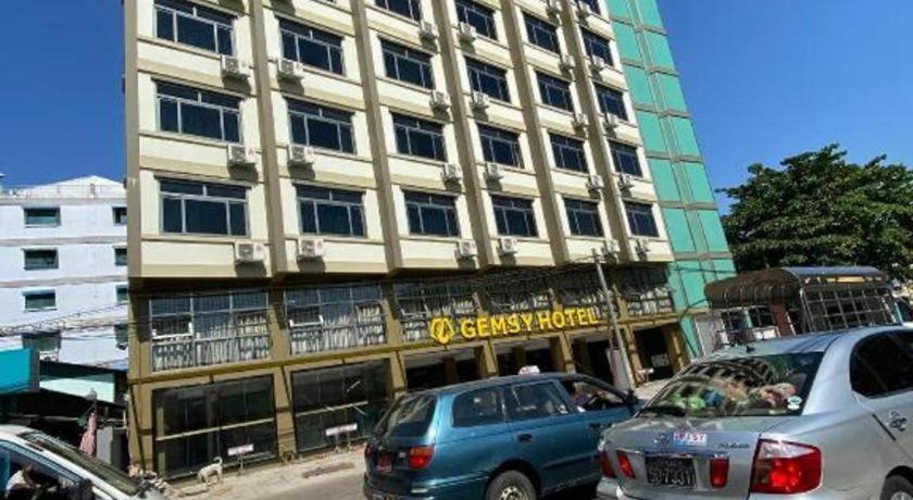 Gemsy Hotel Янгон Экстерьер фото